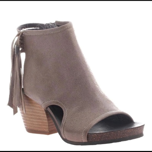 OTBT Sz 10 Free Spirit Peep Toe Sandal - Picture 2 of 11